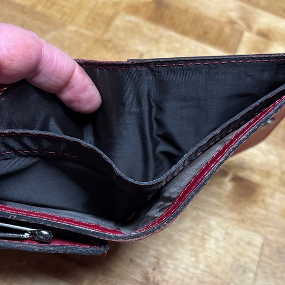 Patricia Nash Red Leather Wallet - Picture 9 of 11